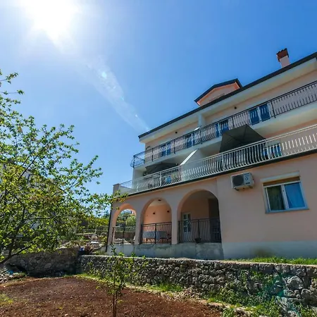 Raspolic Apartment